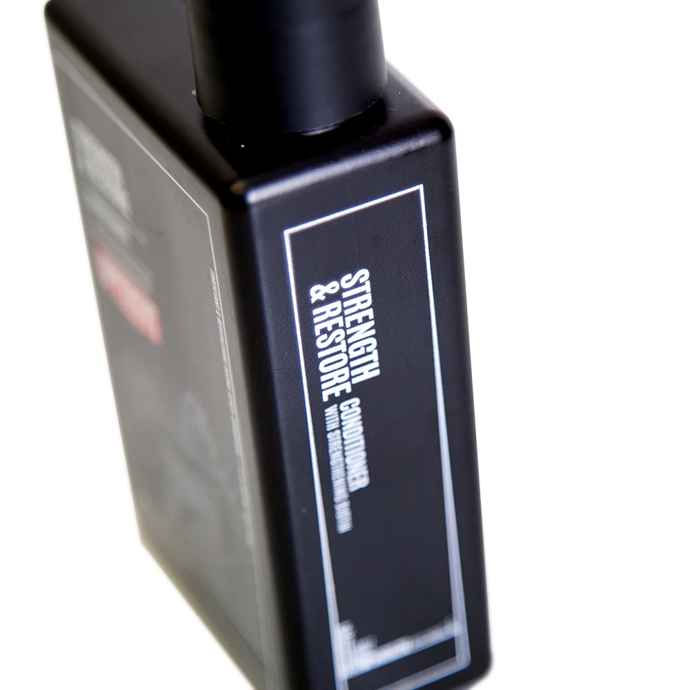 Uppercut Deluxe Strenght & Restore Conditioner - Posilující kondicionér 240 ml